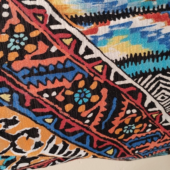 Cable & Gauge Short sleeve abstract print top - Picture 2 of 5